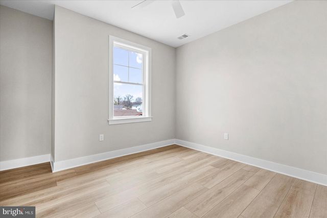 8823 CHESAPEAKE AVE, Sparrows Point, MD 21219