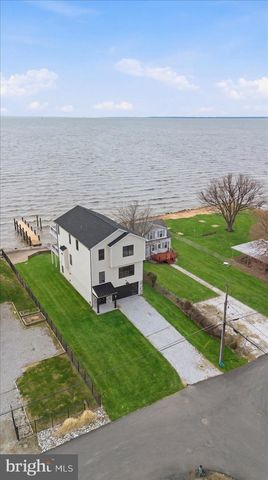 8823 CHESAPEAKE AVE, Sparrows Point, MD 21219