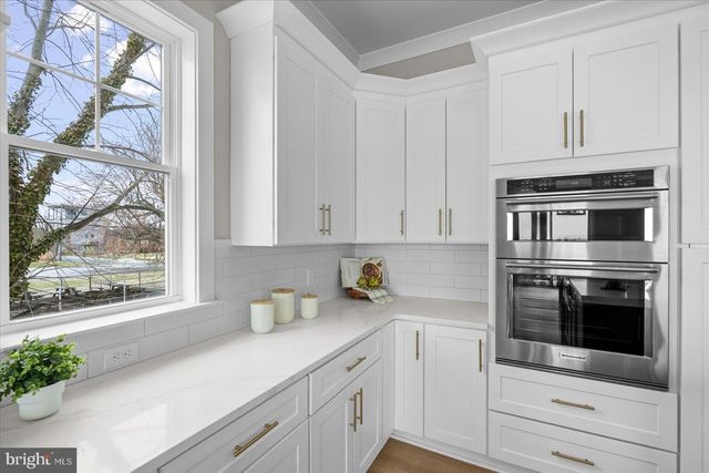 8823 CHESAPEAKE AVE, Sparrows Point, MD 21219