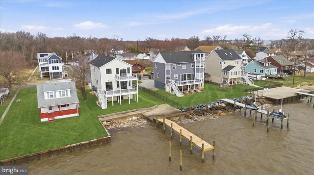 8823 CHESAPEAKE AVE, Sparrows Point, MD 21219