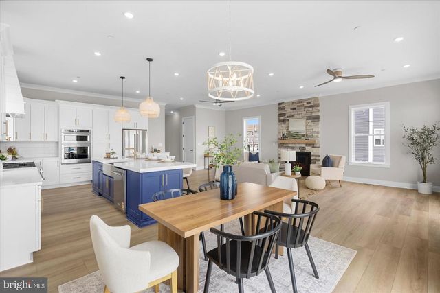 8823 CHESAPEAKE AVE, Sparrows Point, MD 21219