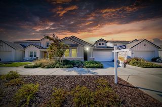 2878 Irish Meadow Way, Lathrop, CA 95330