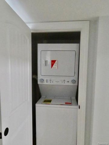 458 Hague Street 3, Detroit, MI 48202