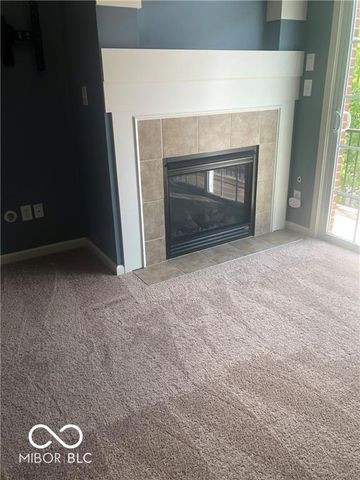 11705 Chant Lane 7, Zionsville, IN 46077