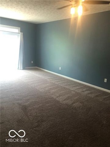 11705 Chant Lane 7, Zionsville, IN 46077