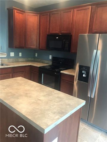 11705 Chant Lane 7, Zionsville, IN 46077