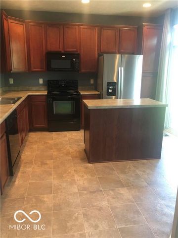 11705 Chant Lane 7, Zionsville, IN 46077