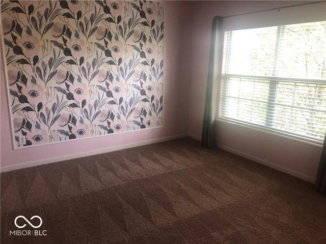 11705 Chant Lane 7, Zionsville, IN 46077