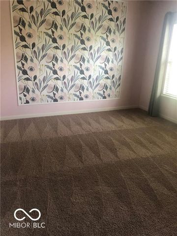 11705 Chant Lane 7, Zionsville, IN 46077