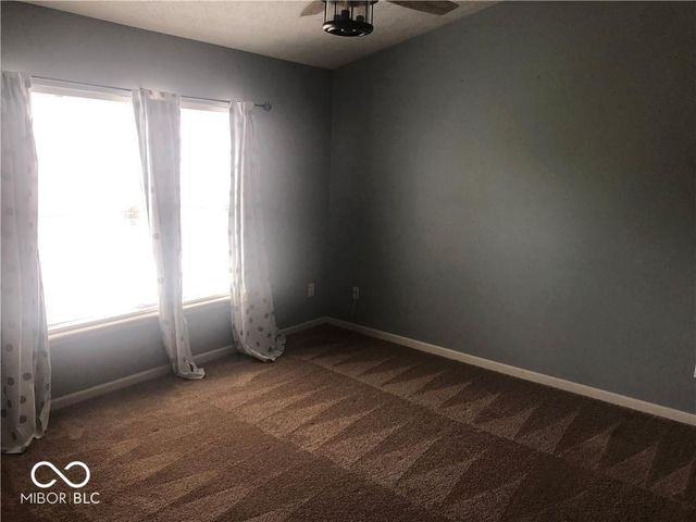 11705 Chant Lane 7, Zionsville, IN 46077