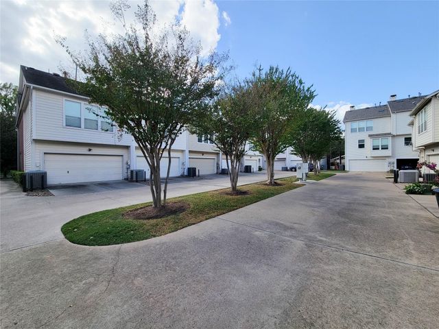 3010 La Branch Street, Houston, TX 77004