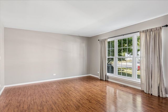 2308 Loop Road, Algonquin, IL 60102