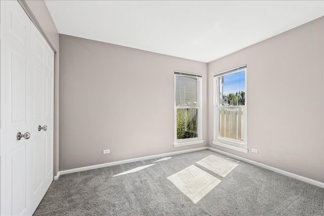 2308 Loop Road, Algonquin, IL 60102