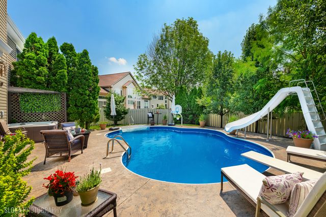 2308 Loop Road, Algonquin, IL 60102