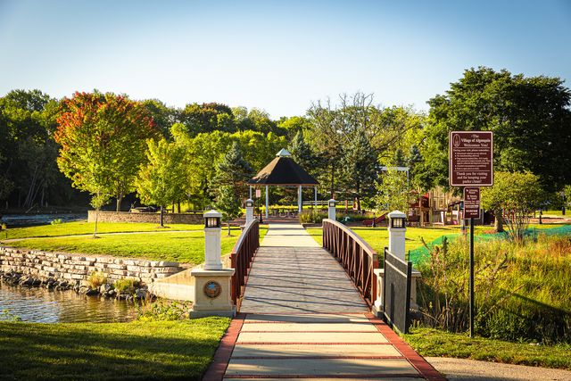 2308 Loop Road, Algonquin, IL 60102