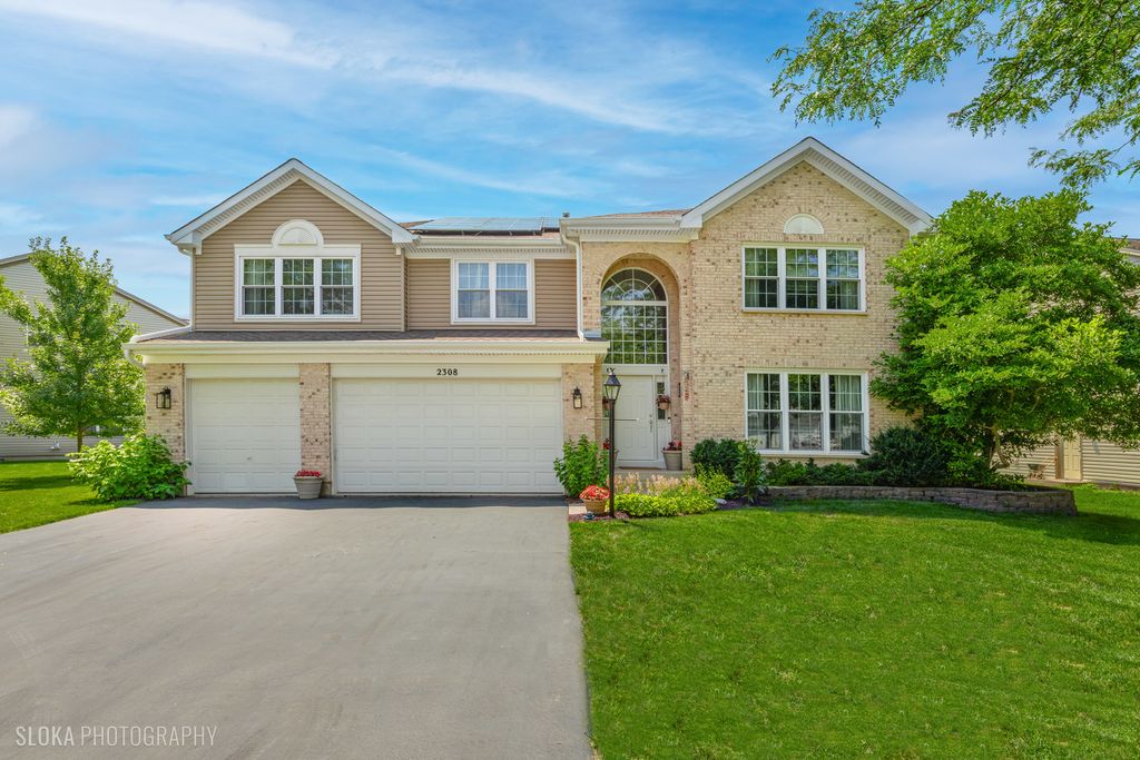 2308 Loop Road, Algonquin, IL 60102