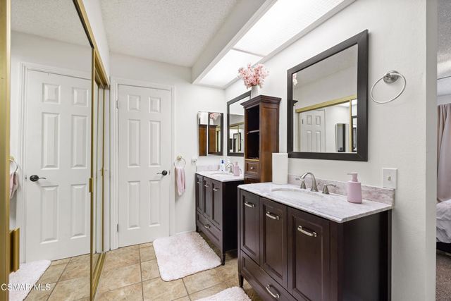 317 Los Vientos Drive, Newbury Park, CA 91320