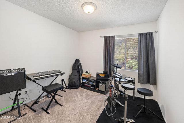 317 Los Vientos Drive, Newbury Park, CA 91320