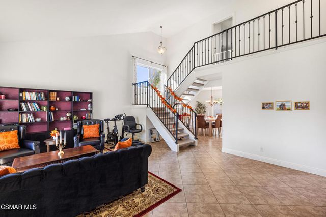 317 Los Vientos Drive, Newbury Park, CA 91320