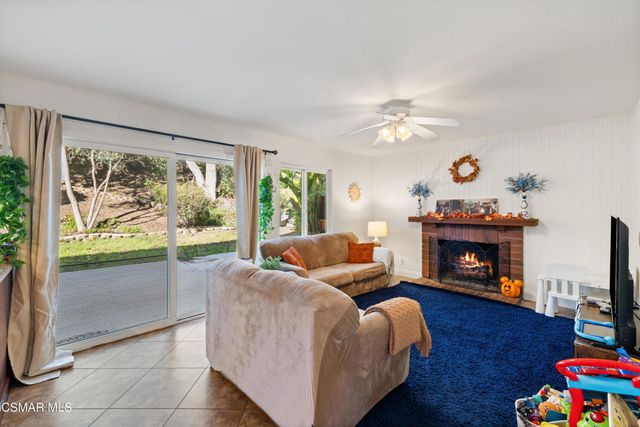 317 Los Vientos Drive, Newbury Park, CA 91320