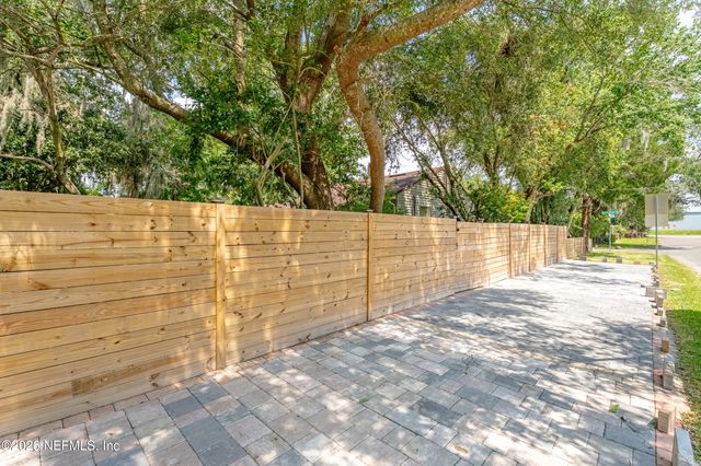 3504 WASHINGTONIAN Street, Jacksonville, FL 32254