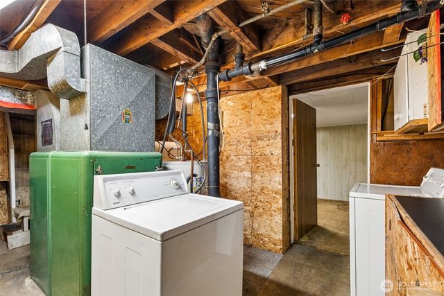 23906 60th Avenue W, Mountlake Terrace, WA 98043