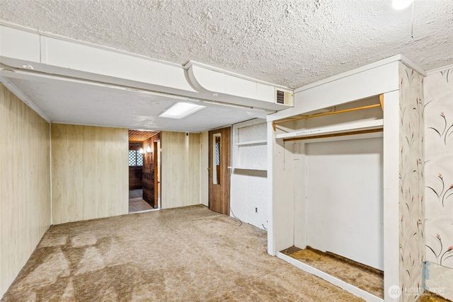 23906 60th Avenue W, Mountlake Terrace, WA 98043