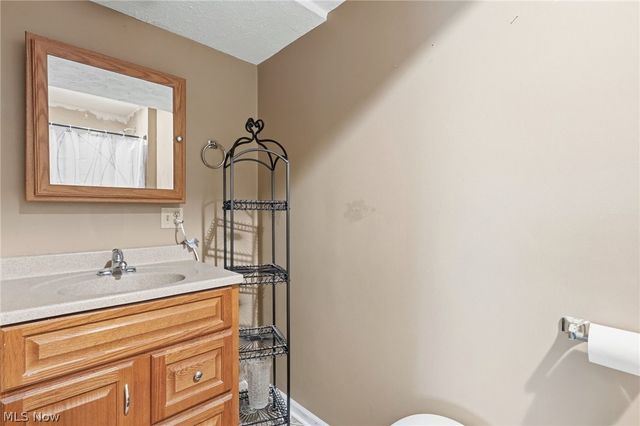 15340 Cowley Road, Grafton, OH 44028