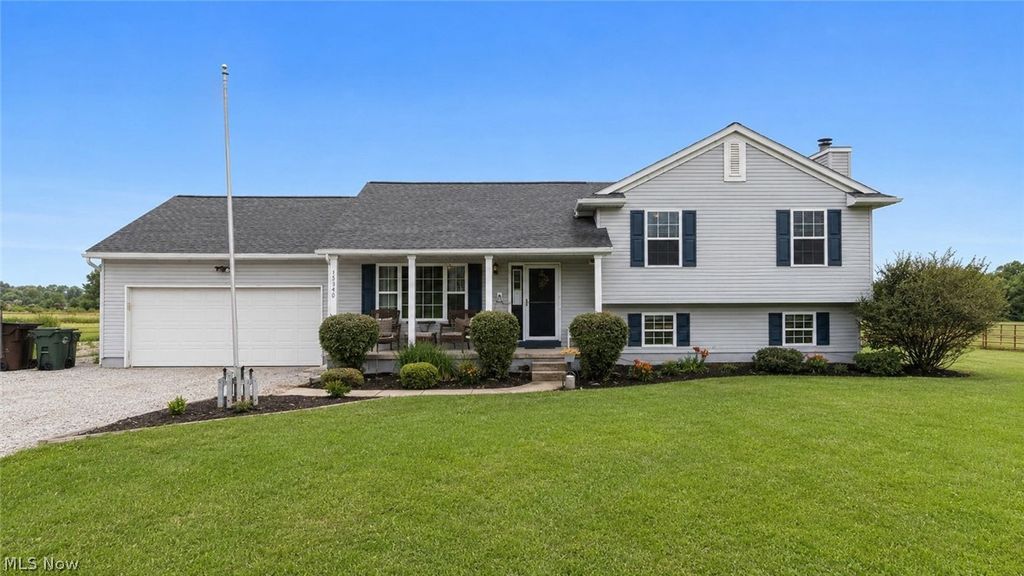 15340 Cowley Road, Grafton, OH 44028