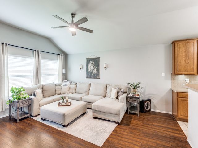1402 Bankston Drive, Wylie, TX 75098