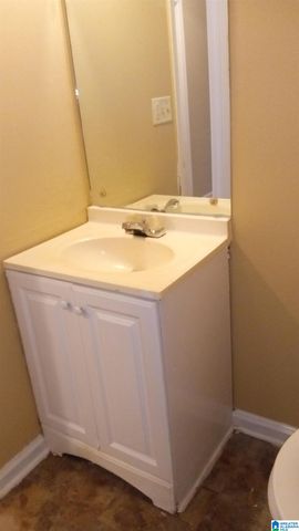621 15TH AVENUE NW, Birmingham, AL 35215