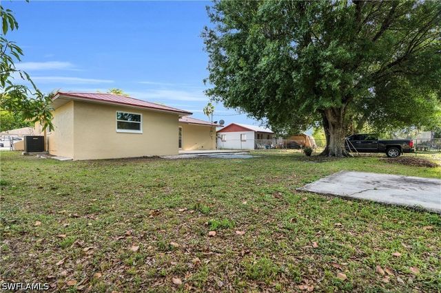 13426 1st ST, Fort Myers, FL 33905