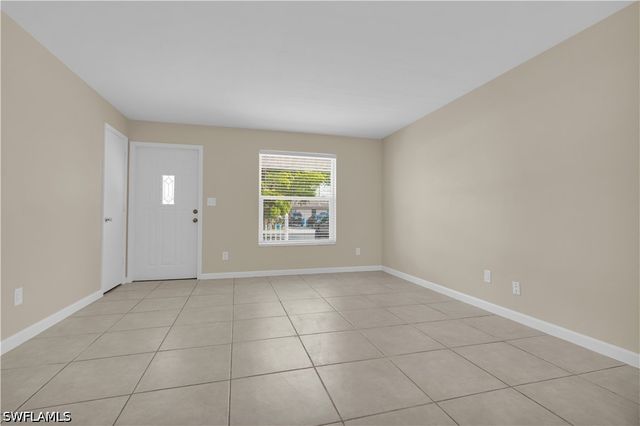 13426 1st ST, Fort Myers, FL 33905