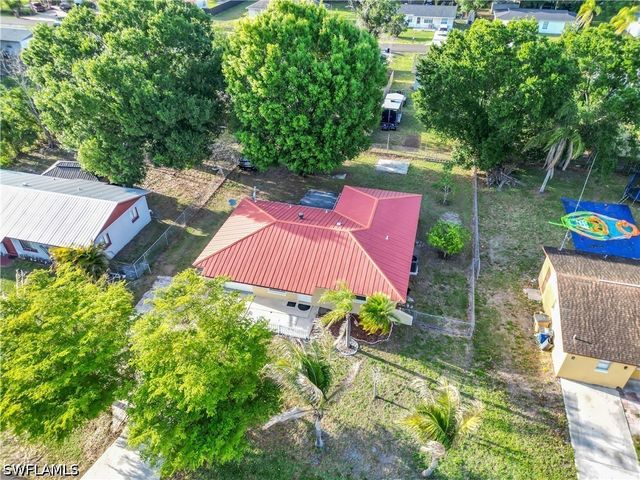 13426 1st ST, Fort Myers, FL 33905