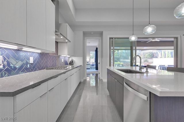 6703 Titanium Crest Street, Las Vegas, NV 89148