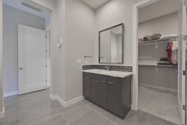 6703 Titanium Crest Street, Las Vegas, NV 89148