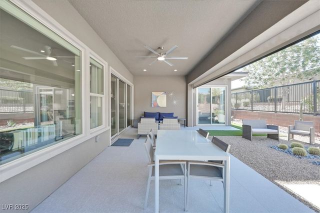 6703 Titanium Crest Street, Las Vegas, NV 89148