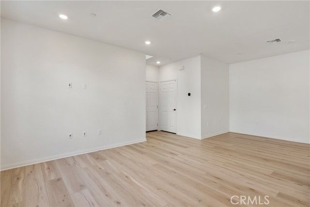 4215 E Carmel Privado, Ontario, CA 91761