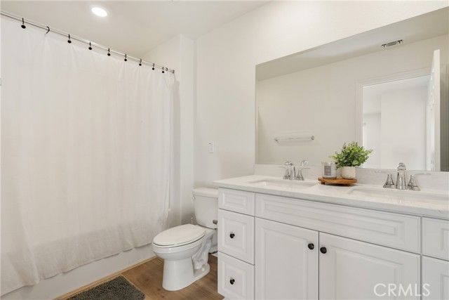 4215 E Carmel Privado, Ontario, CA 91761