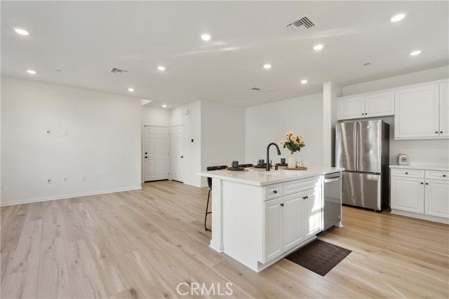 4215 E Carmel Privado, Ontario, CA 91761