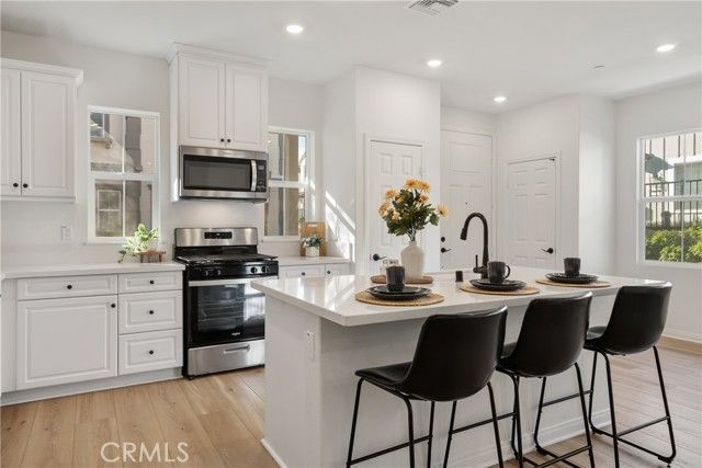 4215 E Carmel Privado, Ontario, CA 91761