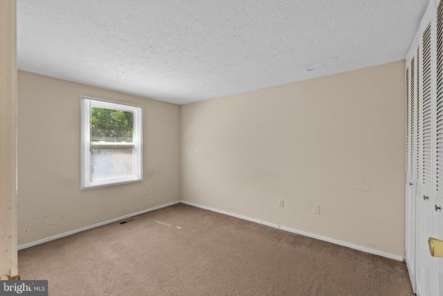 1312 HILLCREST DR, Frederick, MD 21703