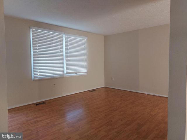 1312 HILLCREST DR, Frederick, MD 21703