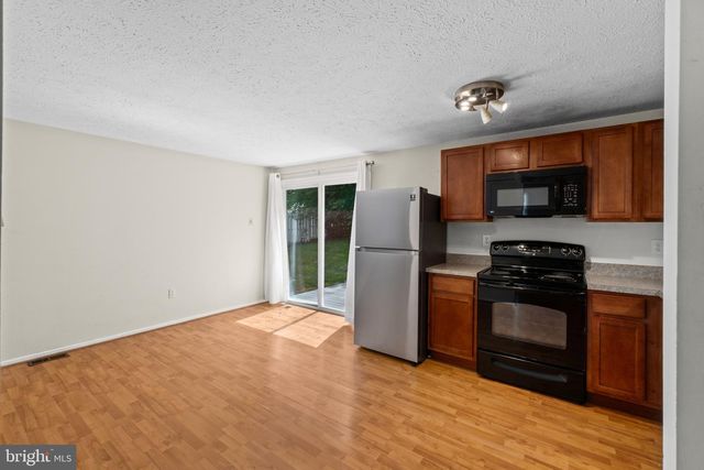 1312 HILLCREST DR, Frederick, MD 21703