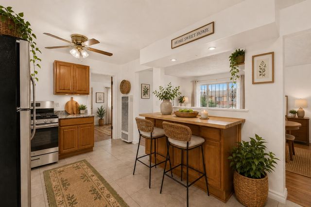 341 60th Street NW, Albuquerque, NM 87105