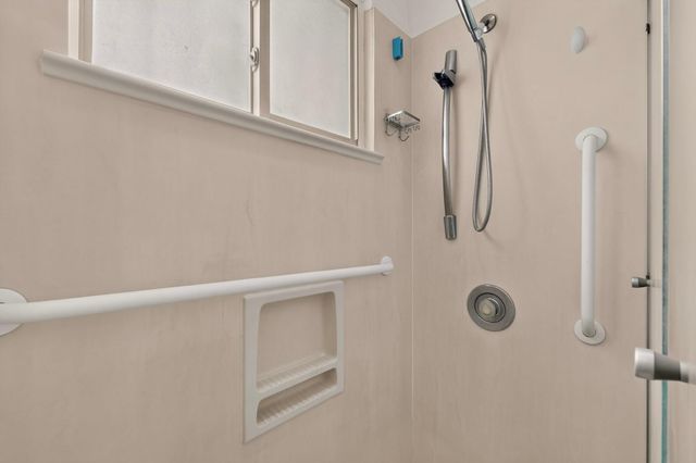 341 60th Street NW, Albuquerque, NM 87105