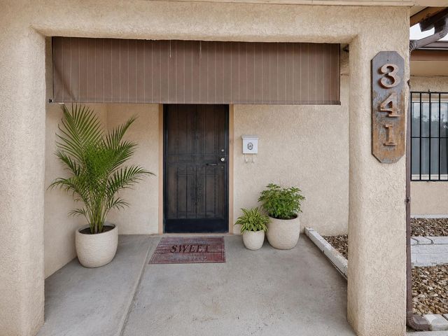 341 60th Street NW, Albuquerque, NM 87105