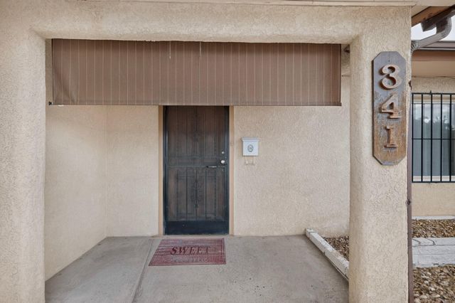341 60th Street NW, Albuquerque, NM 87105