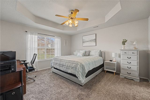 46 W Briarmeadow Street, Farmington, AR 72730