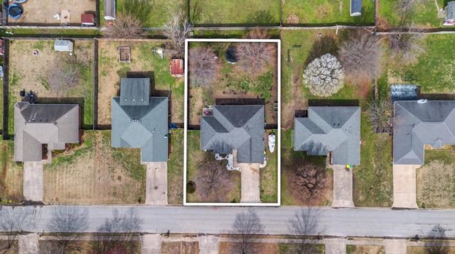 46 W Briarmeadow Street, Farmington, AR 72730